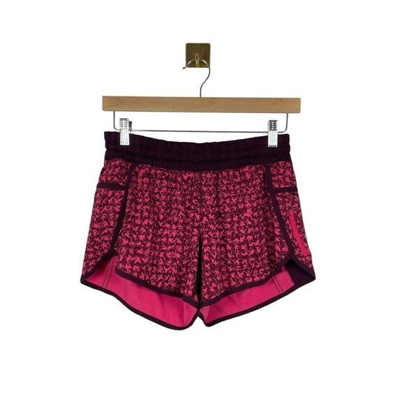 Lululemon Tracker Short III Mountain Peaks Bon Bon Bordeaux Drama Red/Pink 6 - Picture 11 of 14